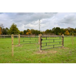 Zwart gepoedercoate ijzeren weidepoort - 4,5 meter - incl. hang- en sluitwerk